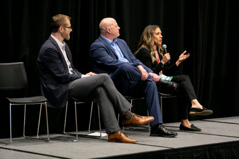 438_PhotographyG_IMG_2728-768x512